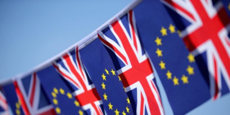 Bandiere UK e UE