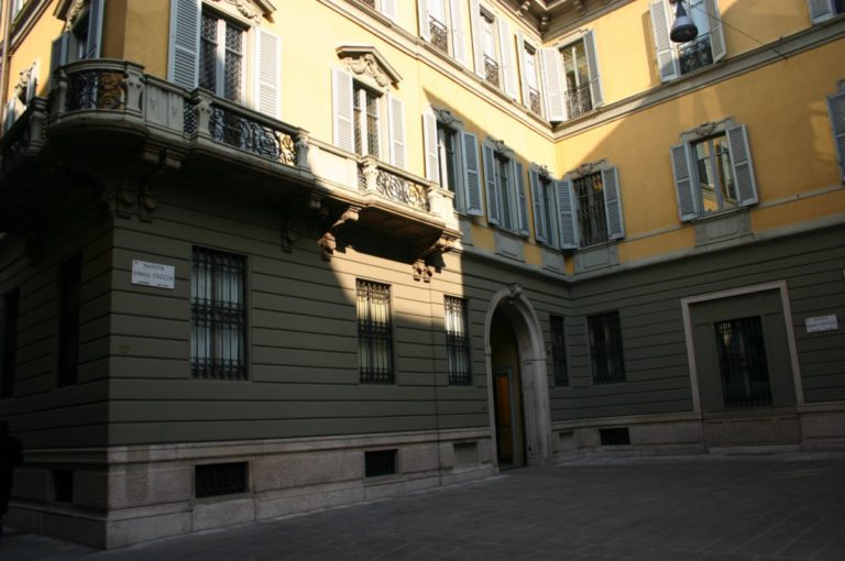 Mediobanca, Piazzetta Cuccia