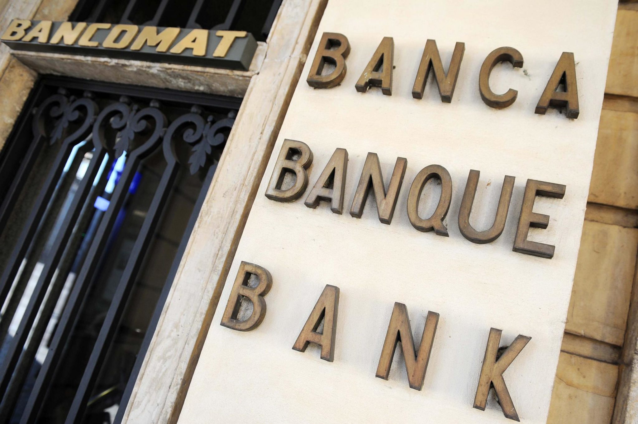 Banche. Banking Law. Banches.