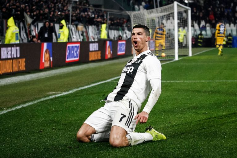 azioni juventus titolo, ronaldo