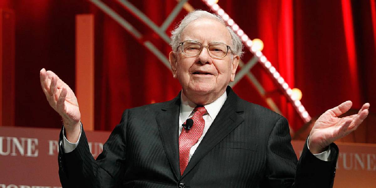 Warren Buffett lascia la guida di Berkshire Hathaway: Greg Abel il successore